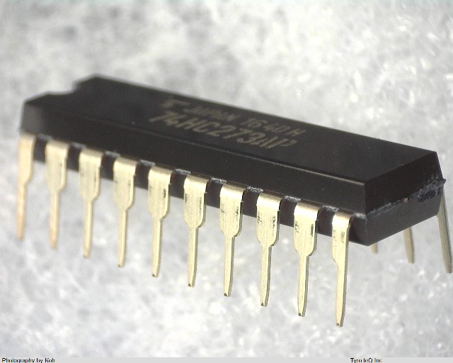 TC74HC273AP(F)