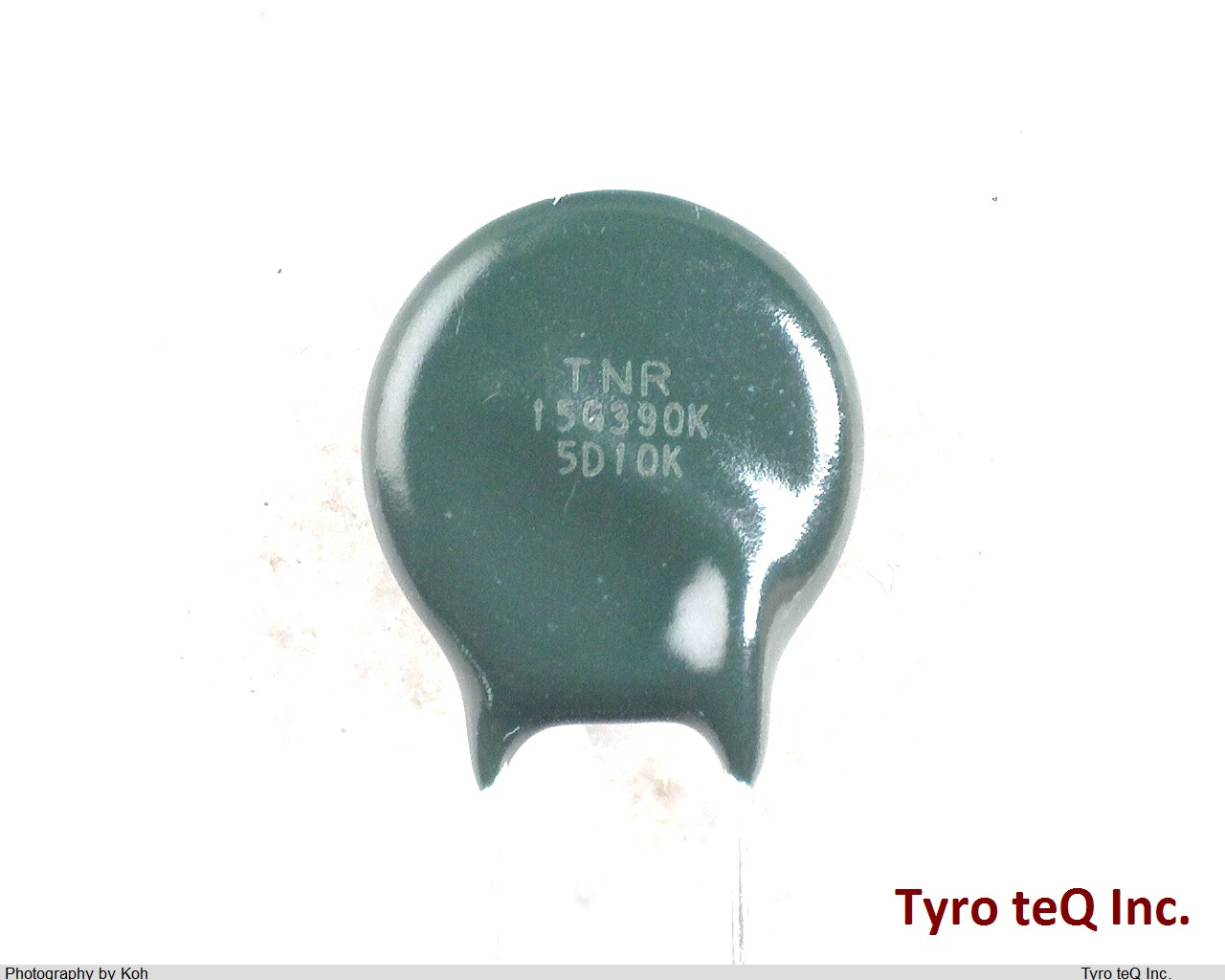 TNR15G390K