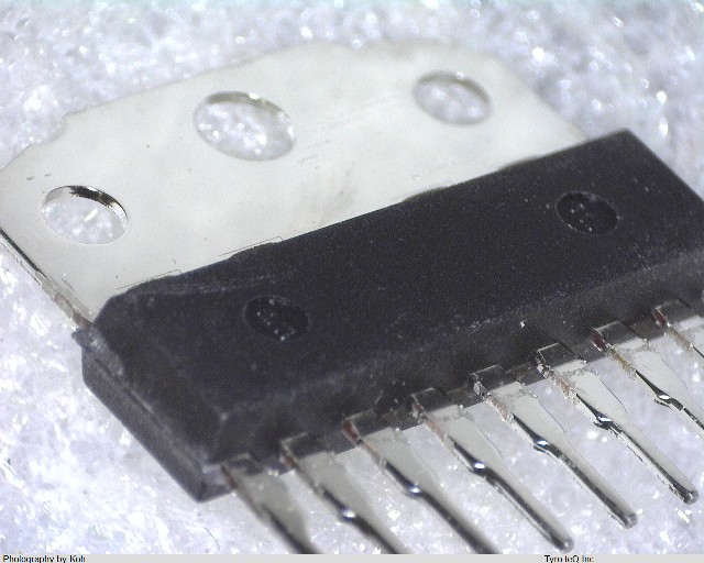TDA8943SFN1
