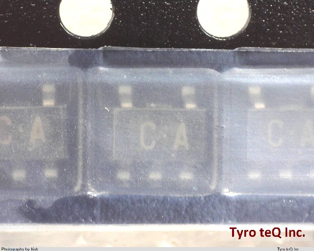 TC4S584F
