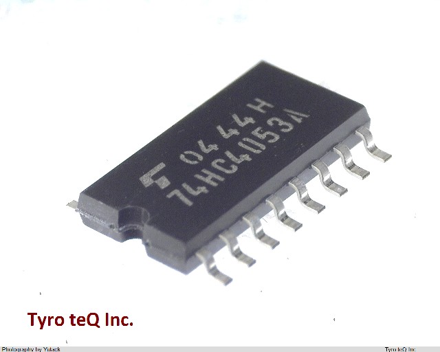 TC74HC4053AF