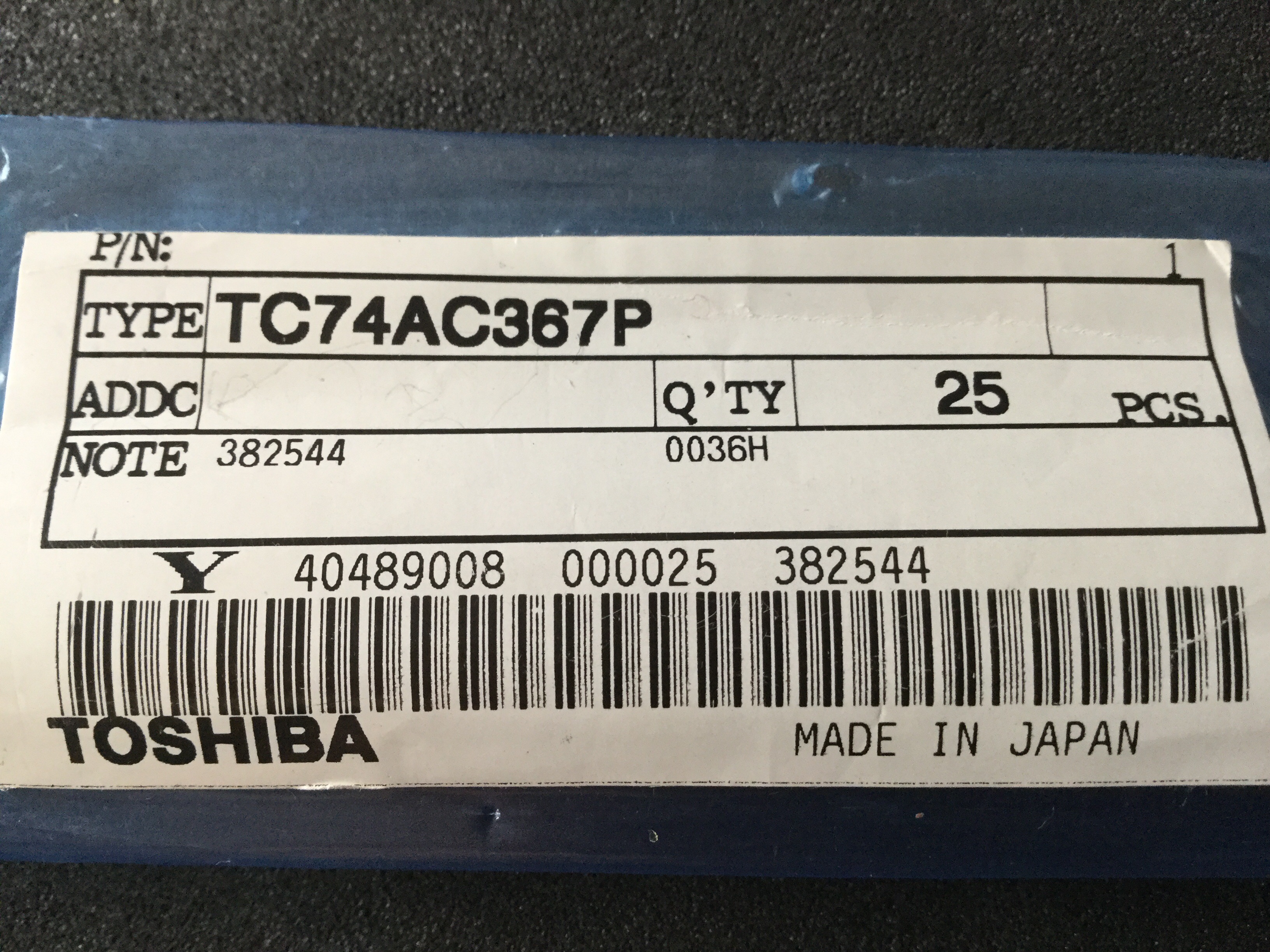 TC74AC367P