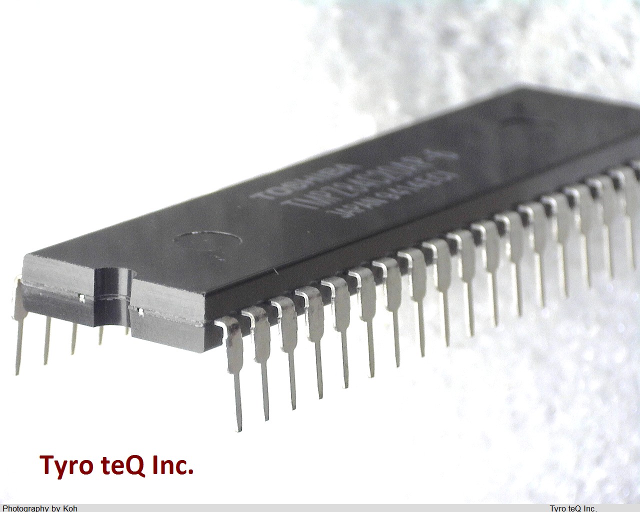 TMP82C55AP-10