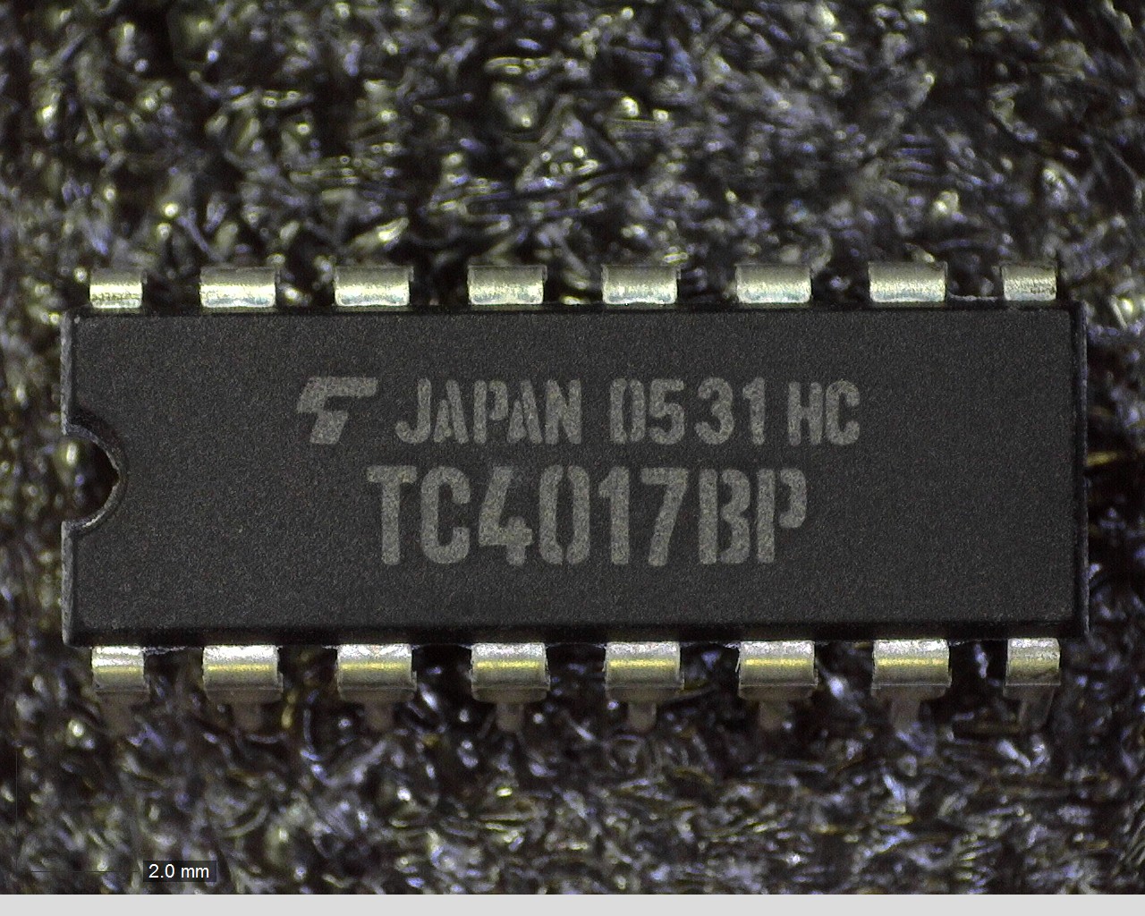 TC4017BP