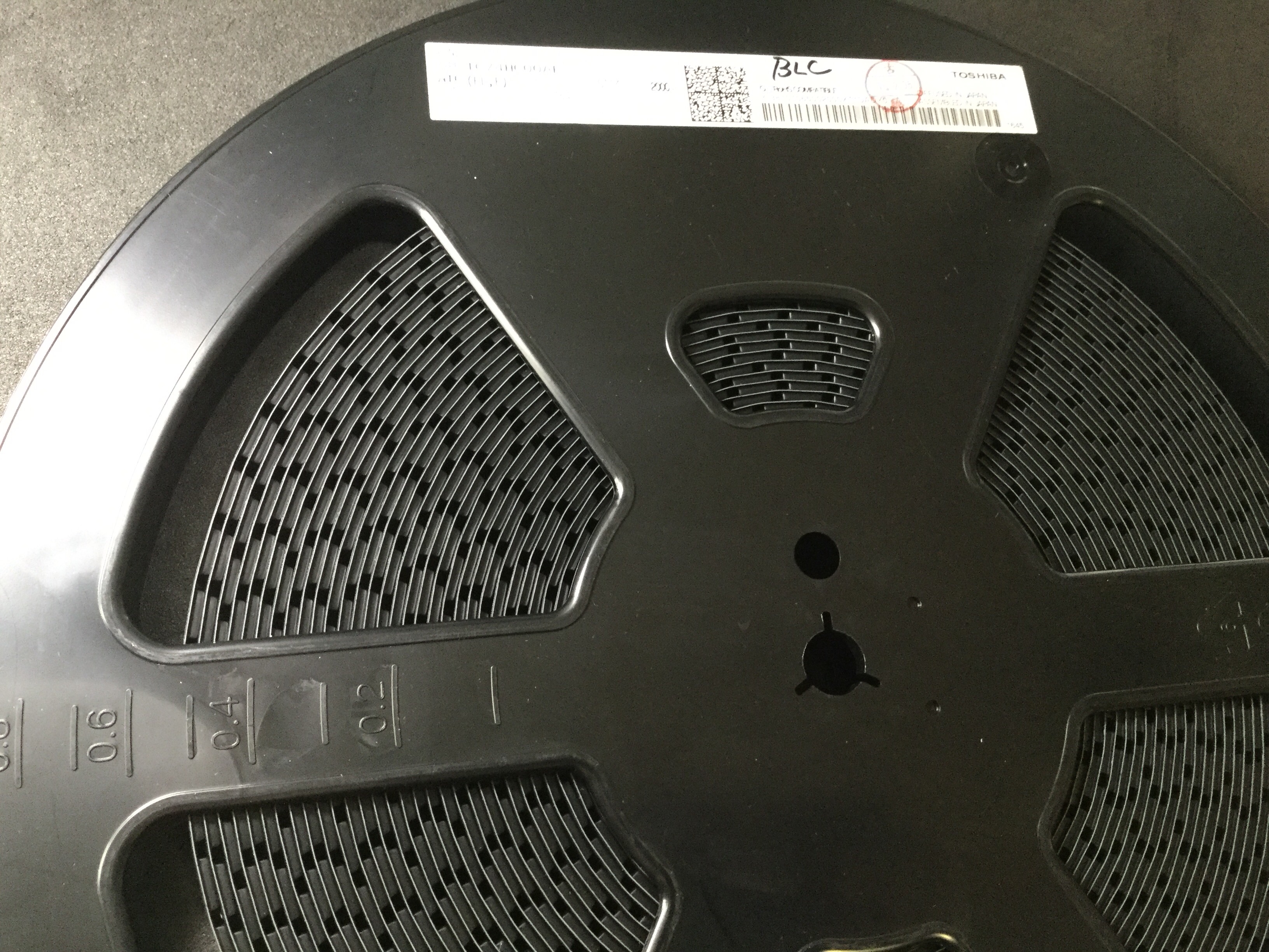 TC74HC00AF(EL,F)