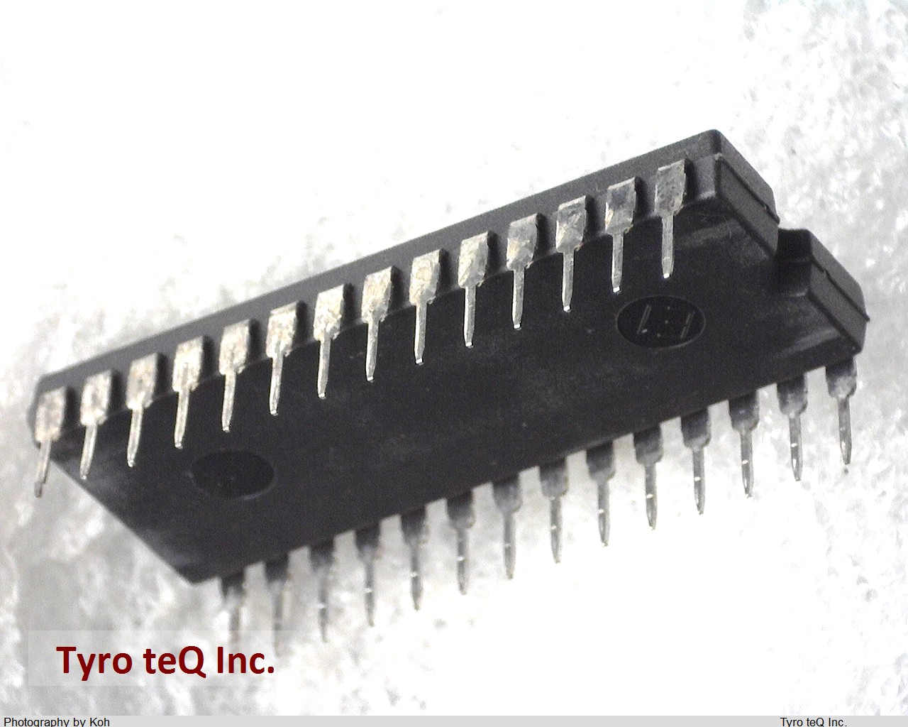 TC5564APL-15