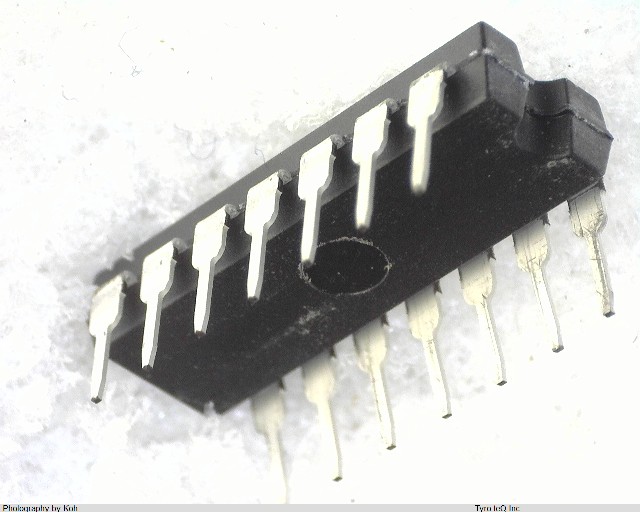 TC74HC27AP