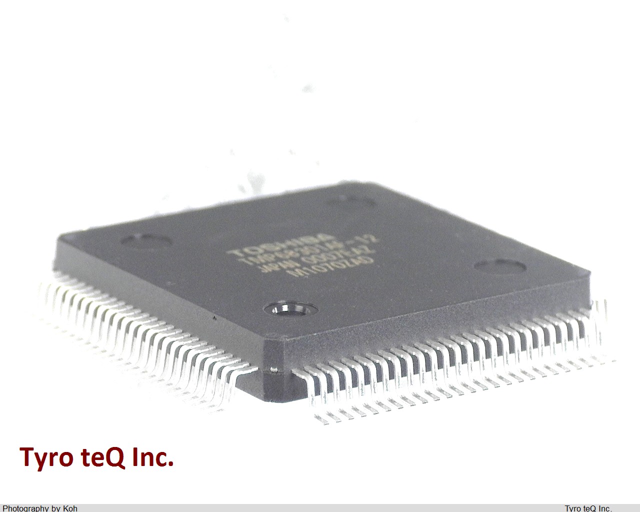 TMP68301AF-12