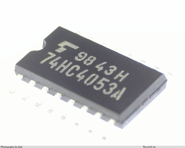 TC74HC4053AF