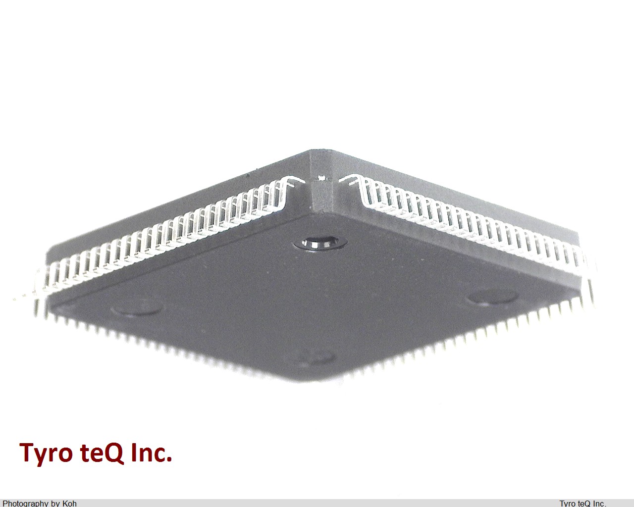TMP68301AF-12