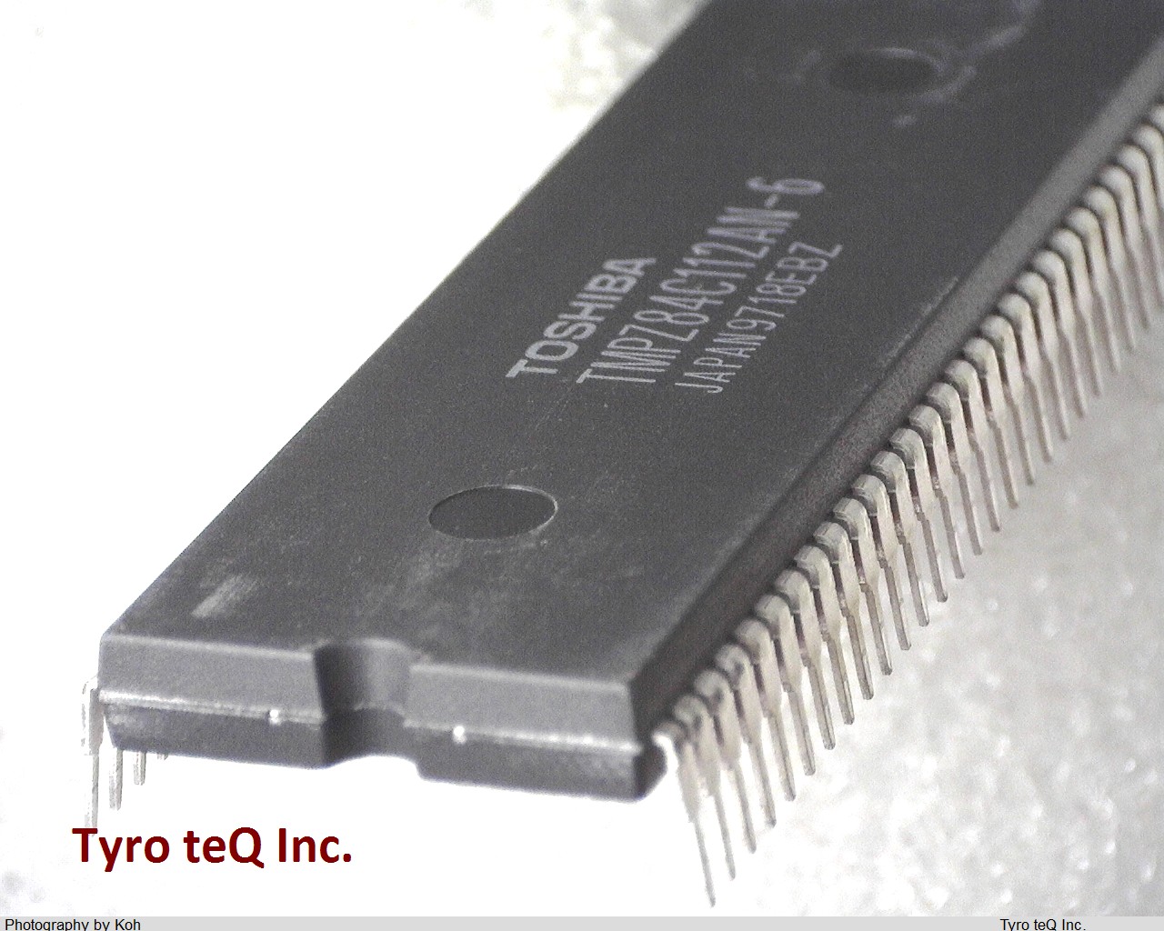 TMPZ84C112AN-6