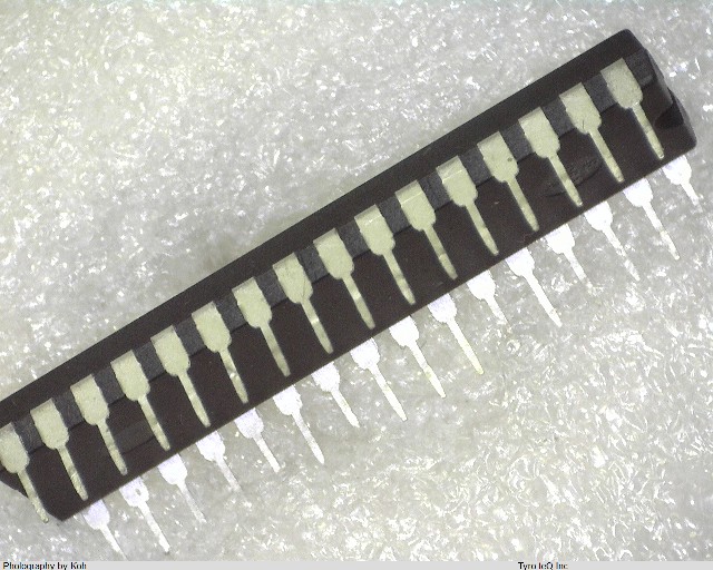 TC551001CP-70L
