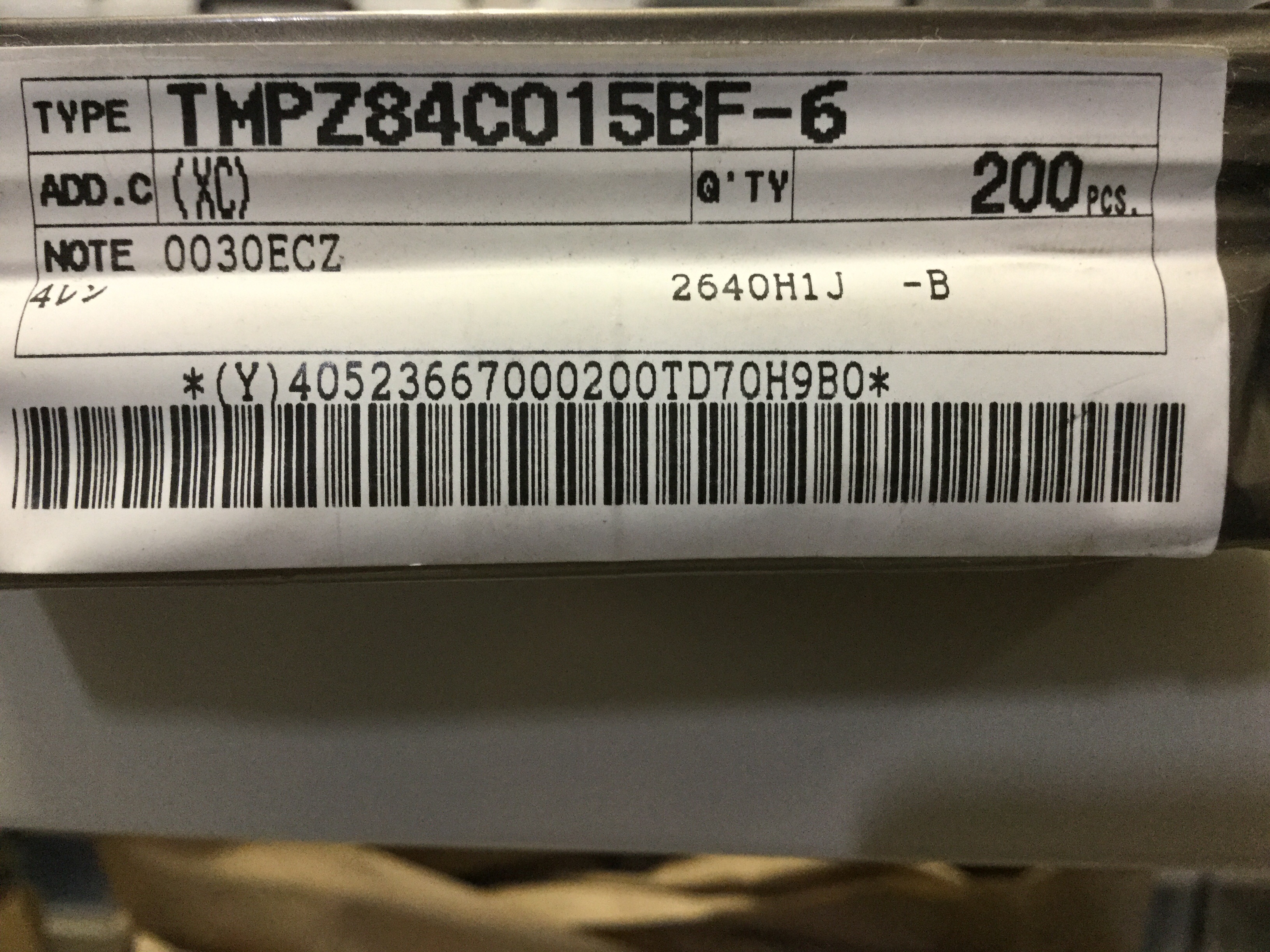 TMPZ84C015BF-6