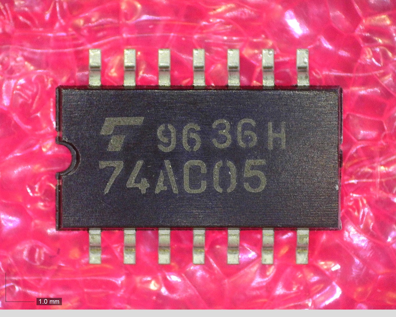 TC74AC05AF