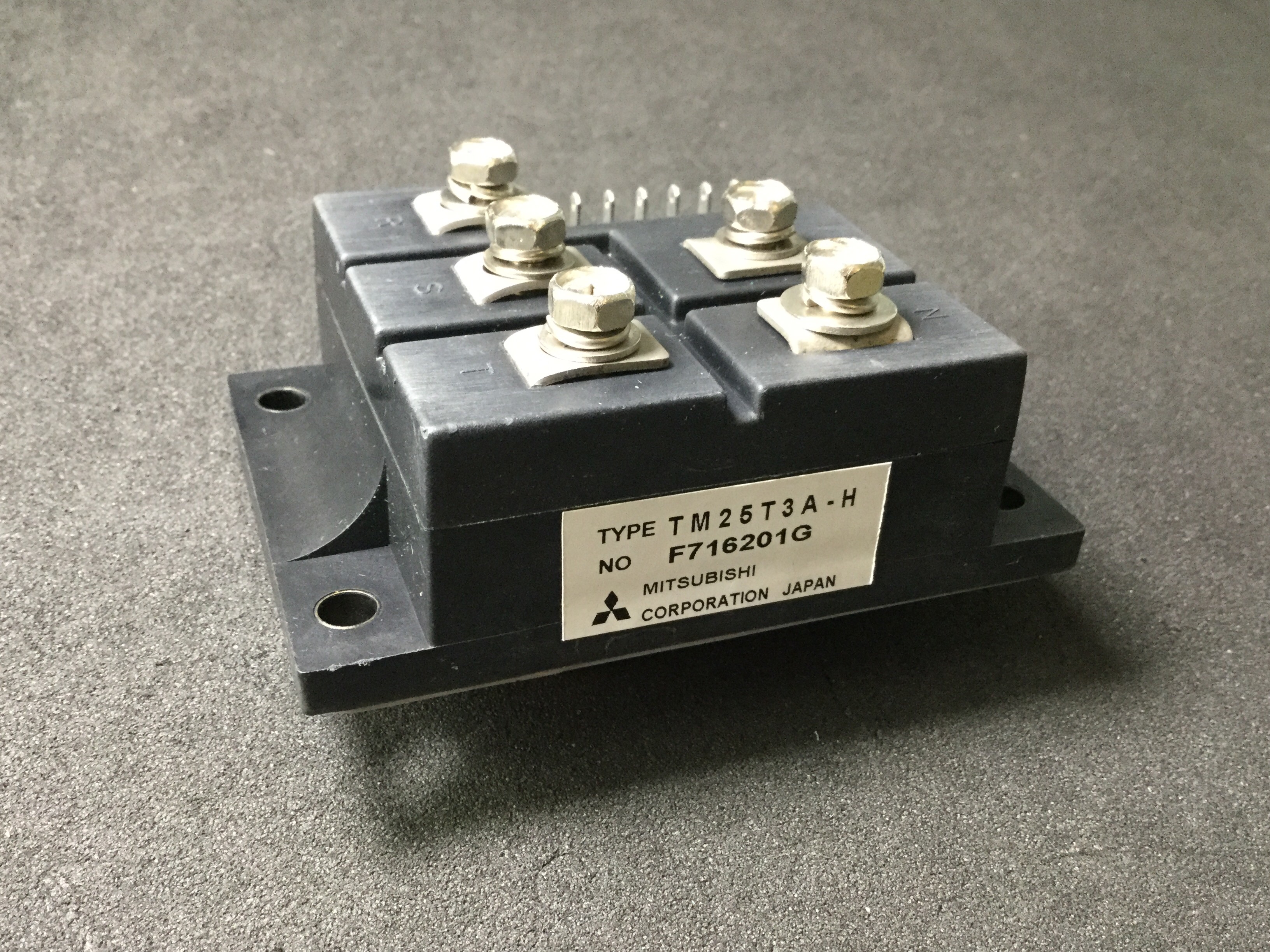 TM25T3AH