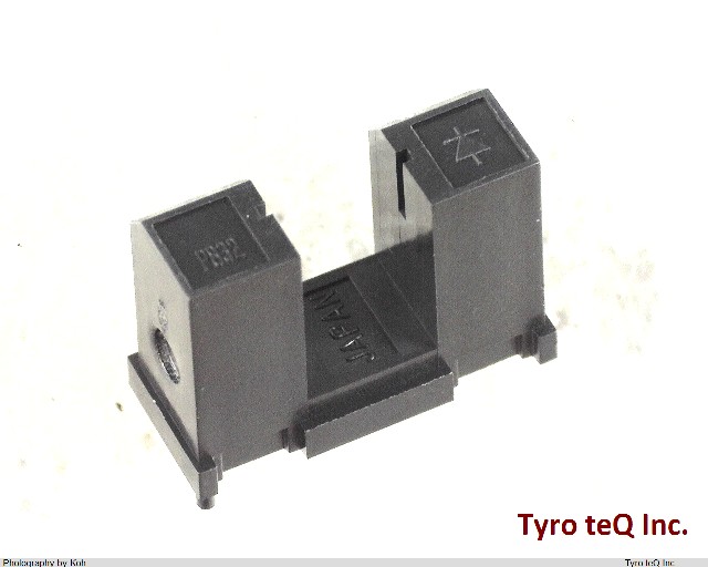 TLP832(F)