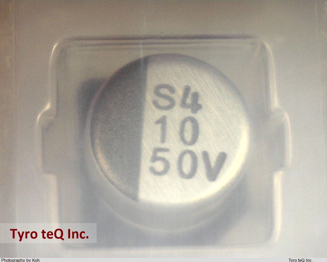 UWX1H100MCL1GB