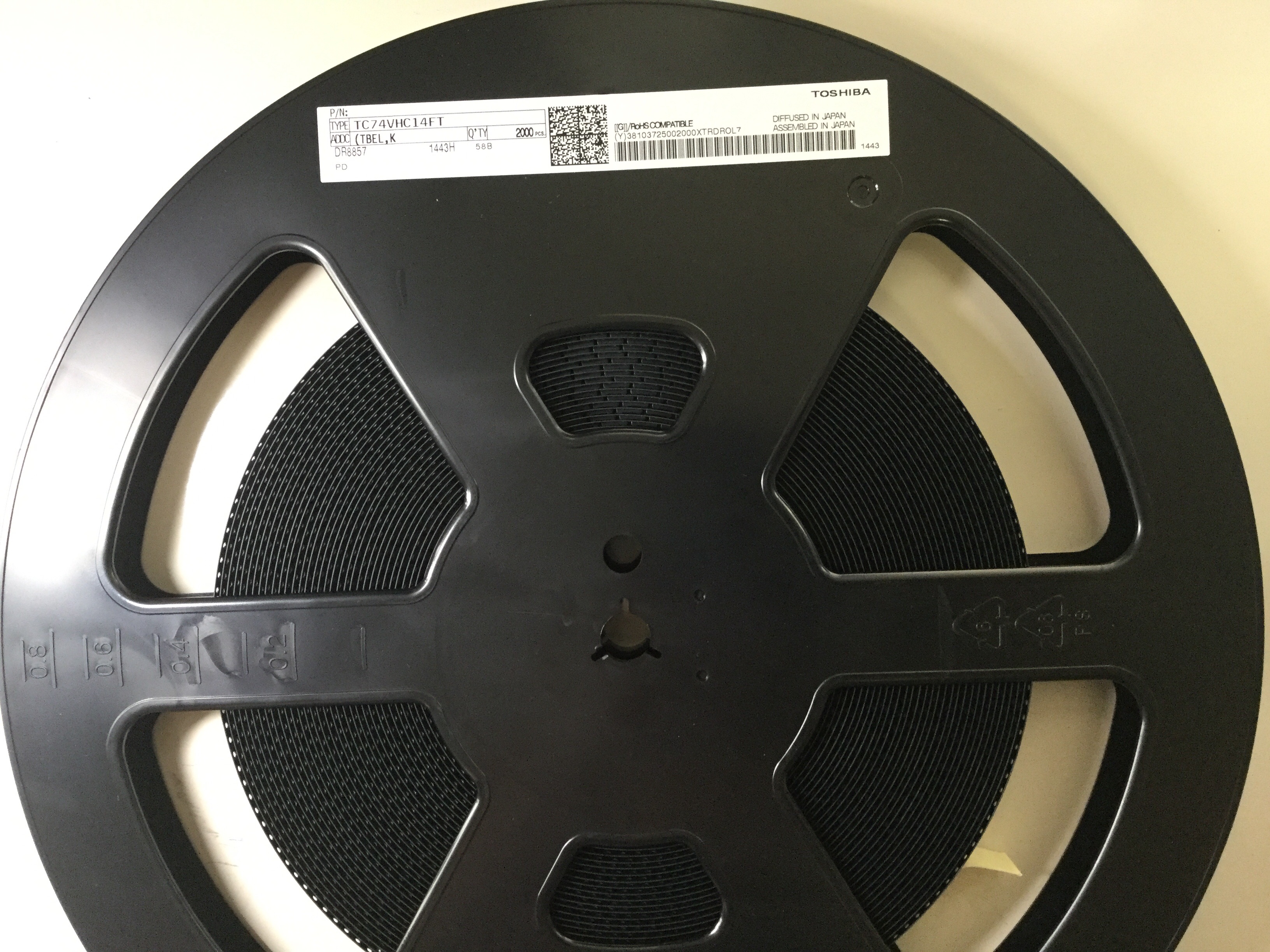 TC74VHC14FT(TBEL,K