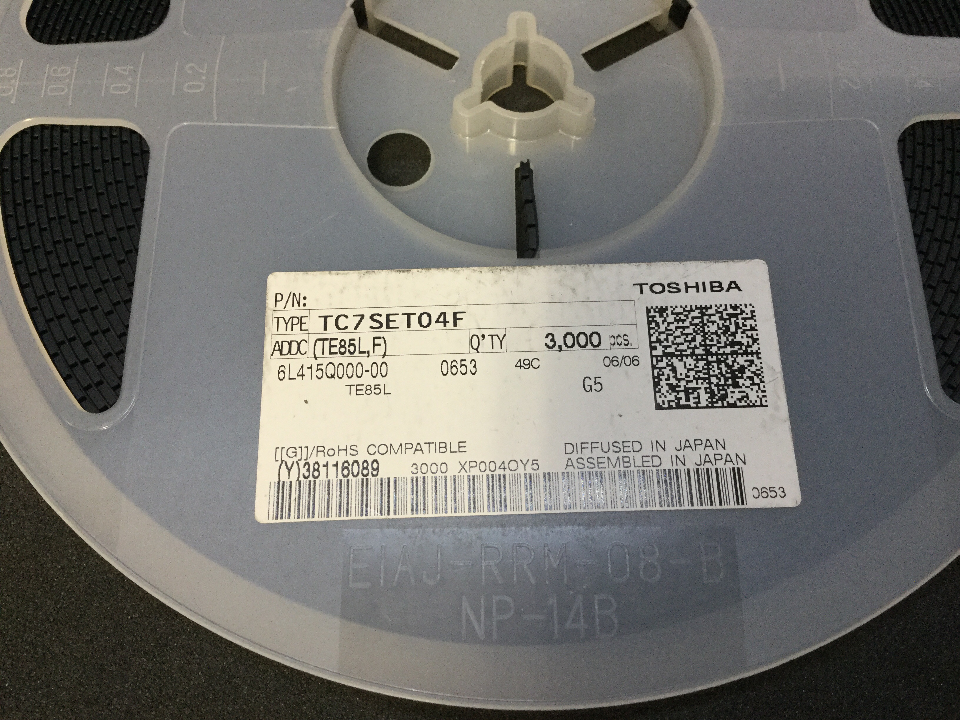 TC7SET04F(TE85LF)
