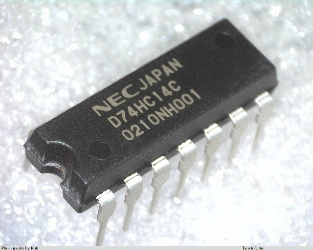 UPD74HC14C