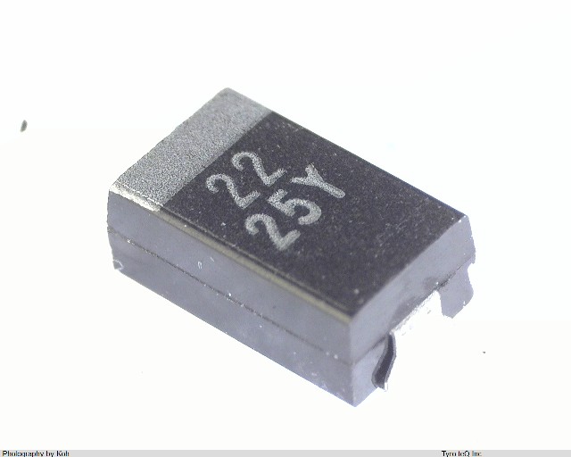 TEESVD1E226M12R