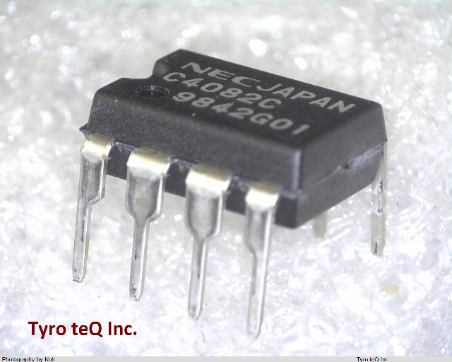UPC4082C