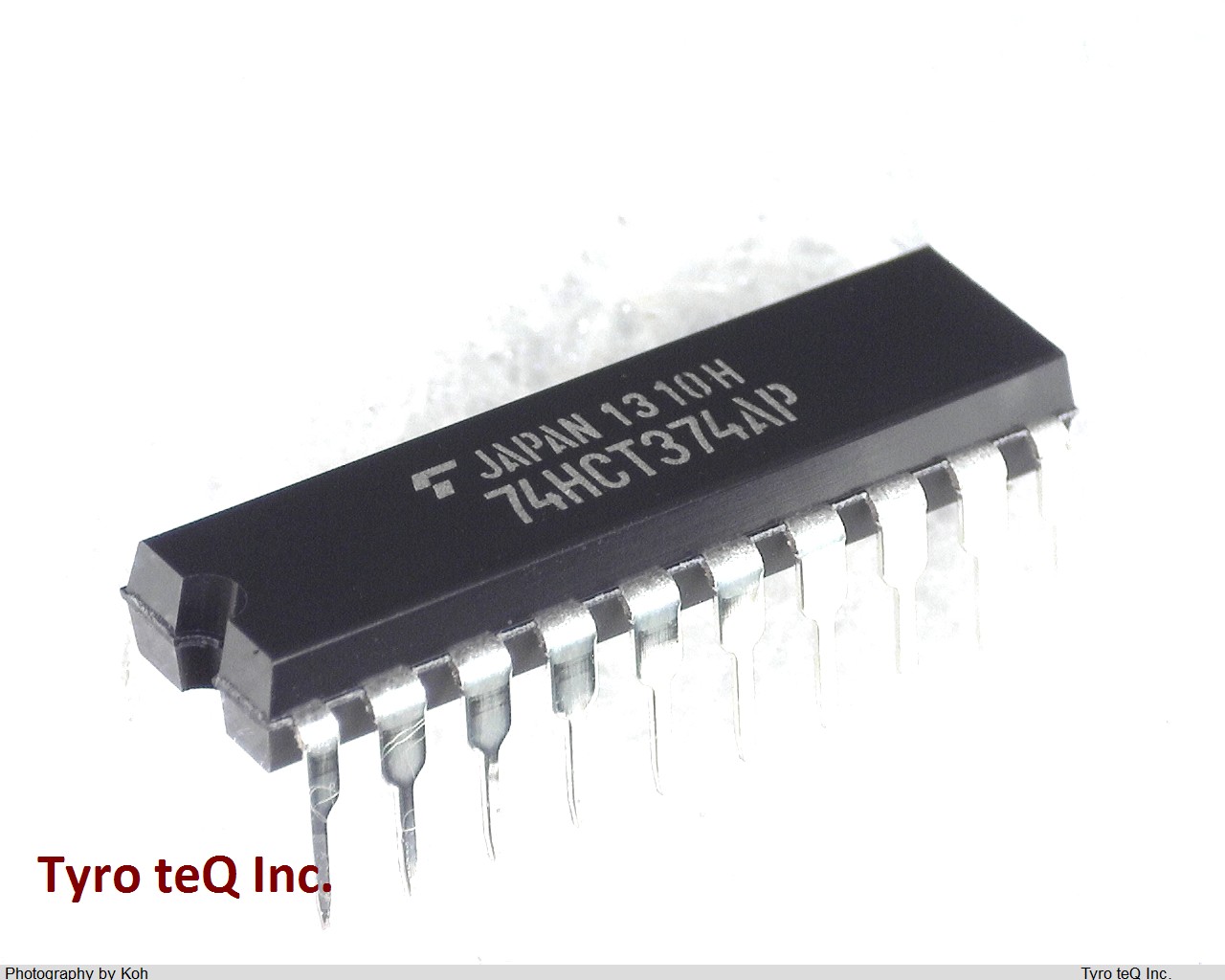 TC74HCT374AP(F)