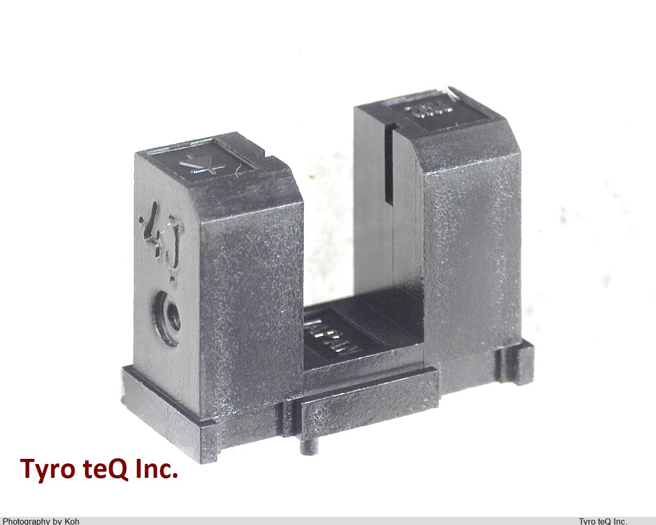 TLP832(F)