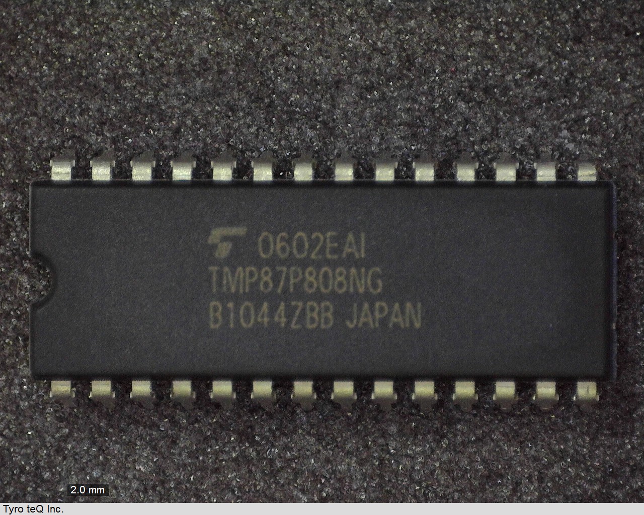 TMP87P808NG