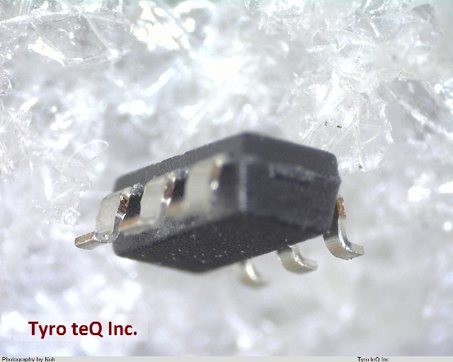 TPS3103K33DBVT