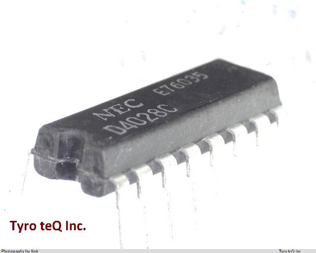UPD4028C