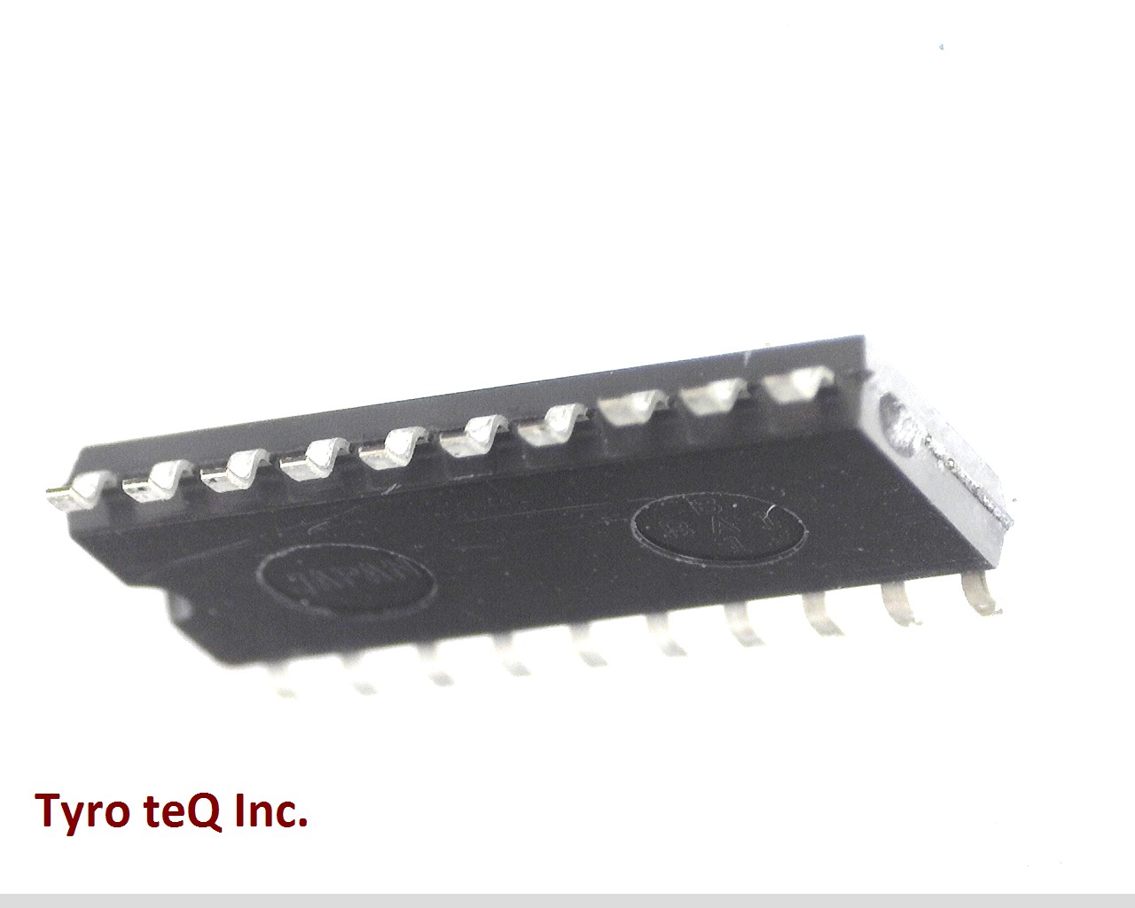 TC74ACT273F(F)