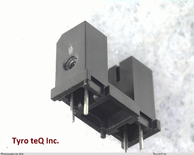 TLP832(F)