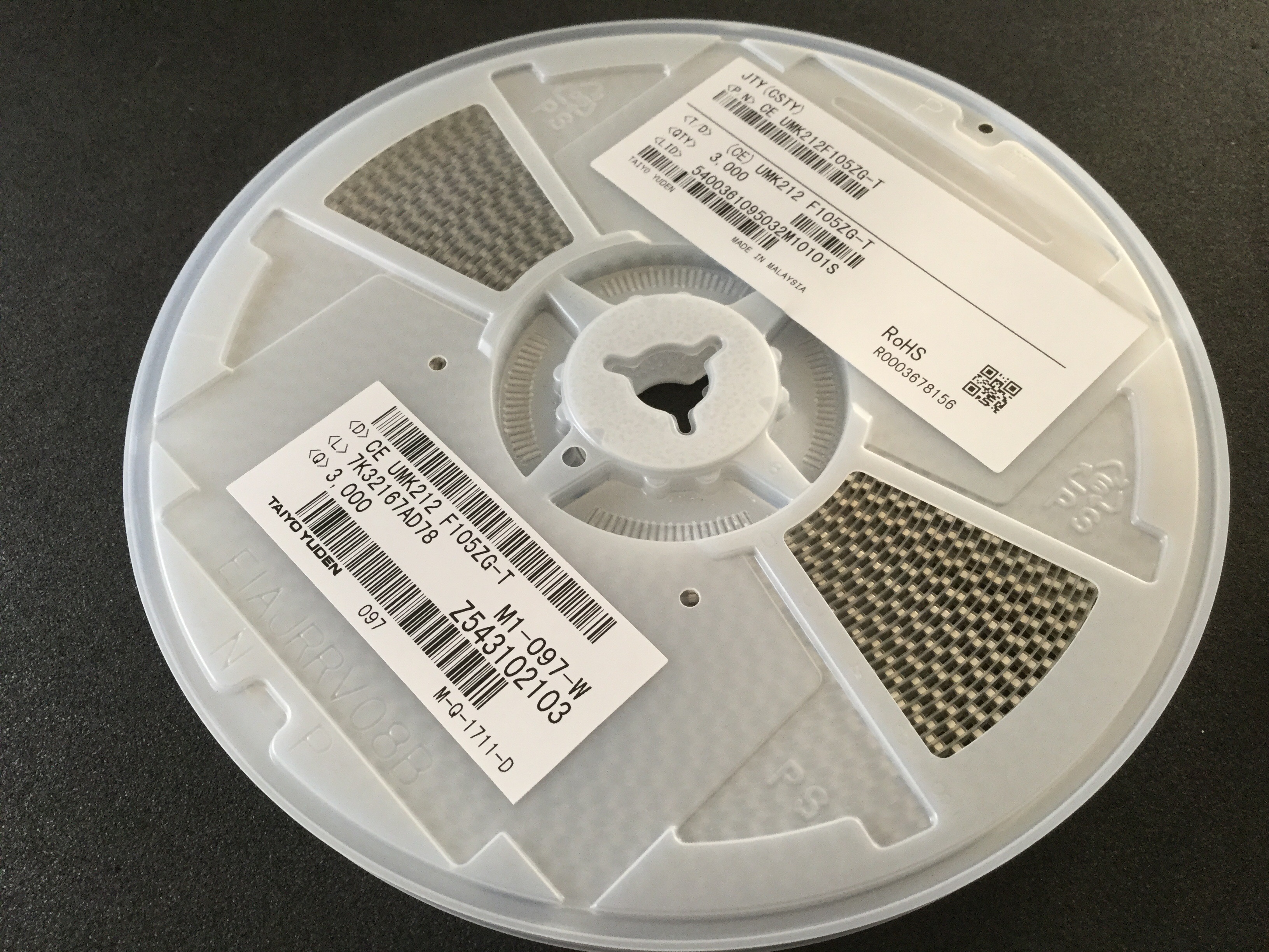 UMK212F105ZG-T