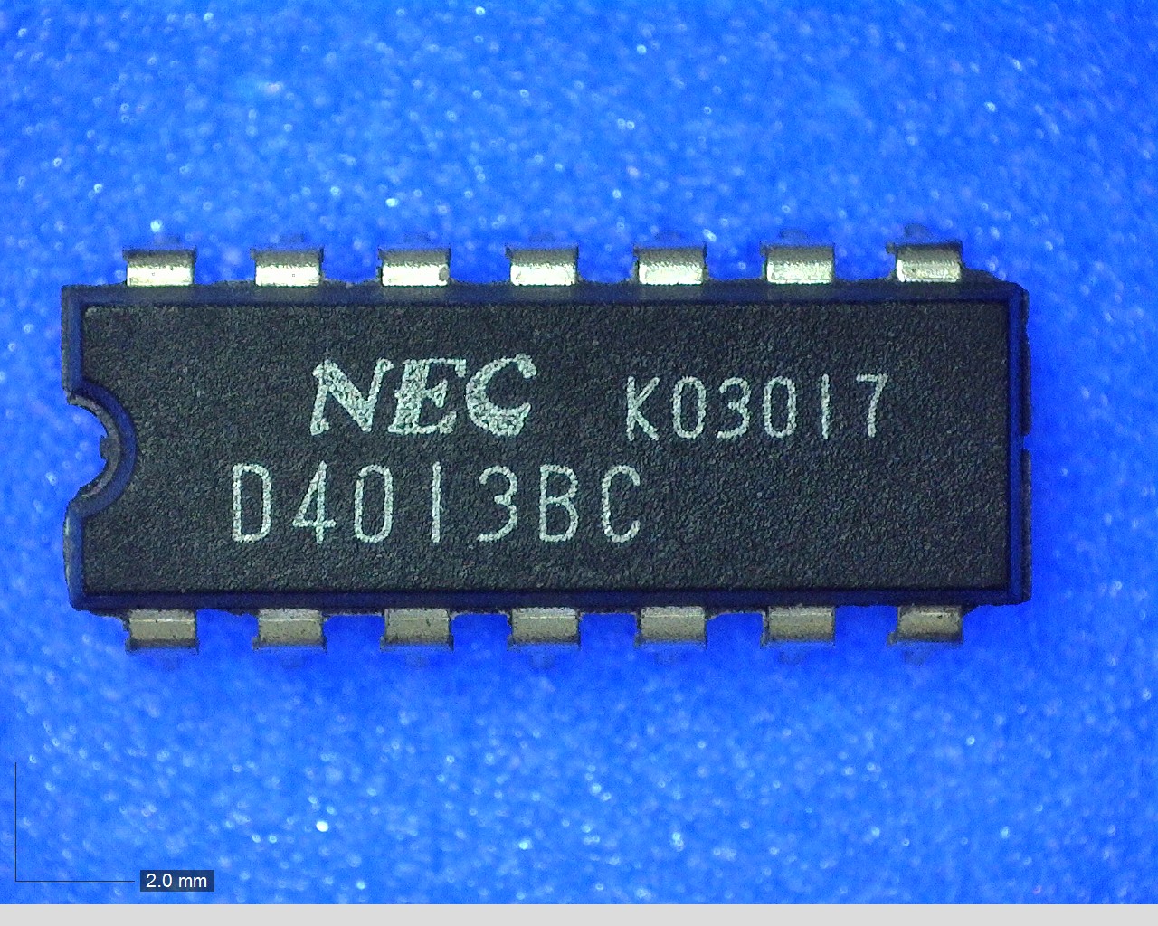 UPD4013BC