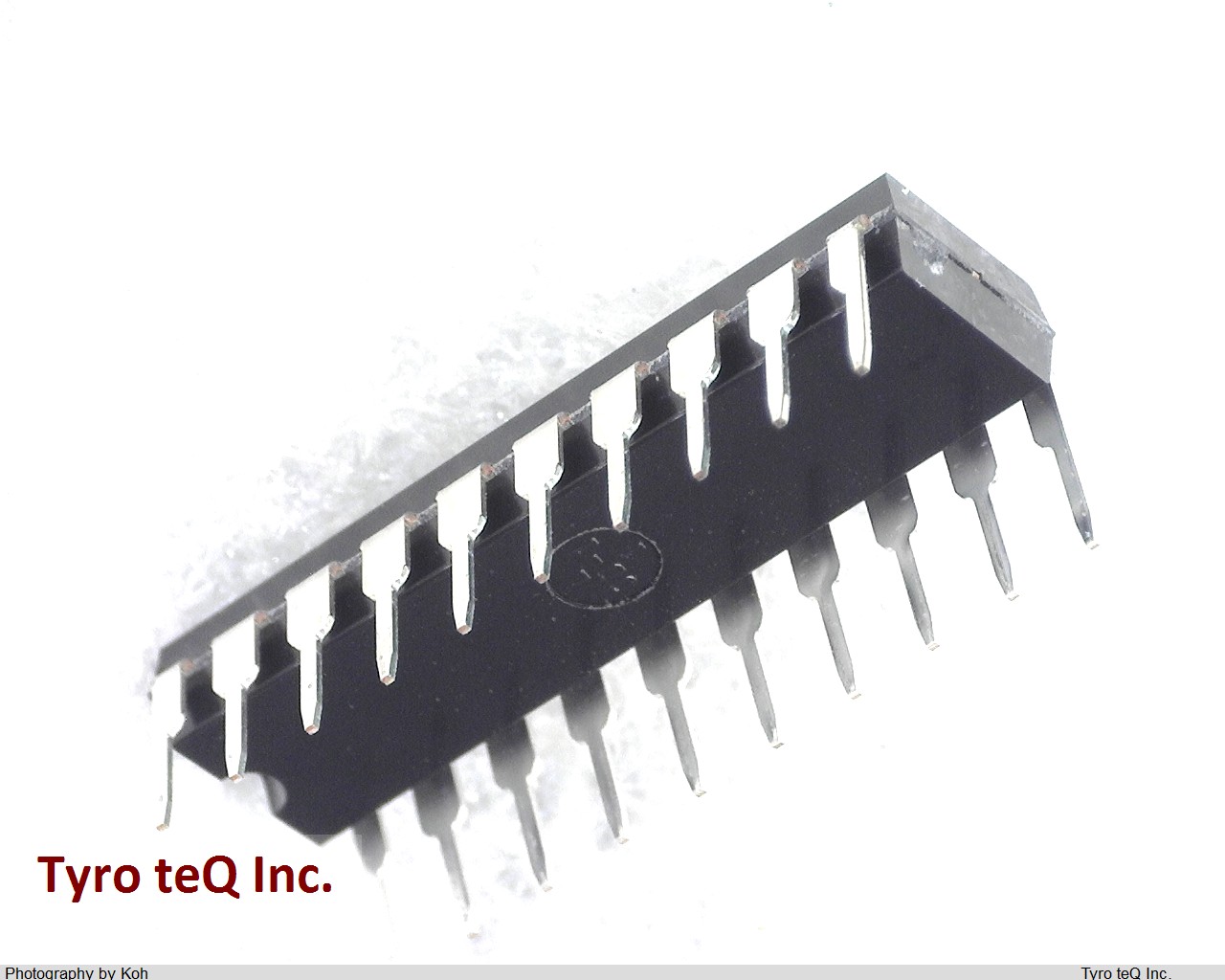 TC74HCT374AP(F)