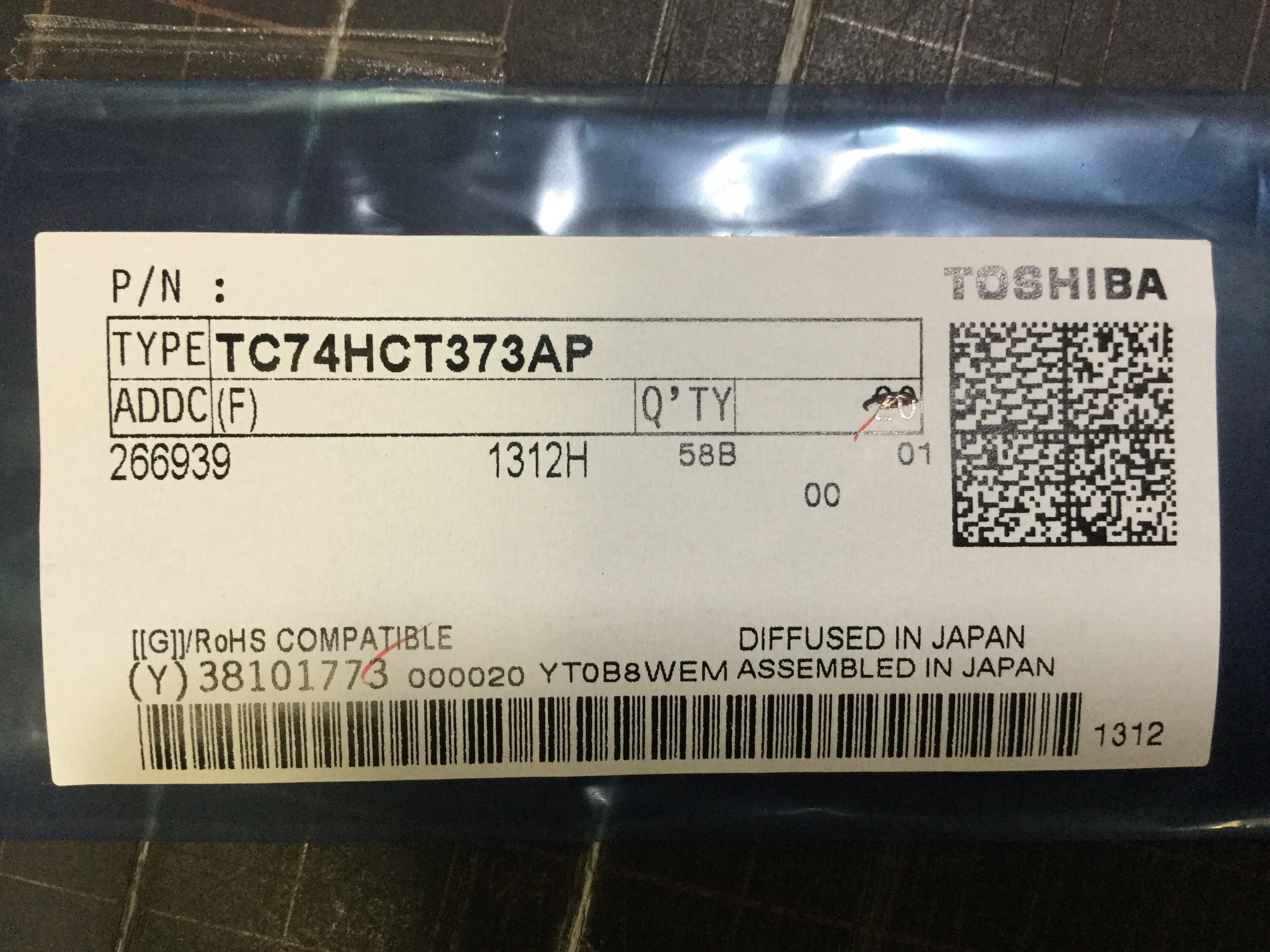 TC74HCT373AP(F)