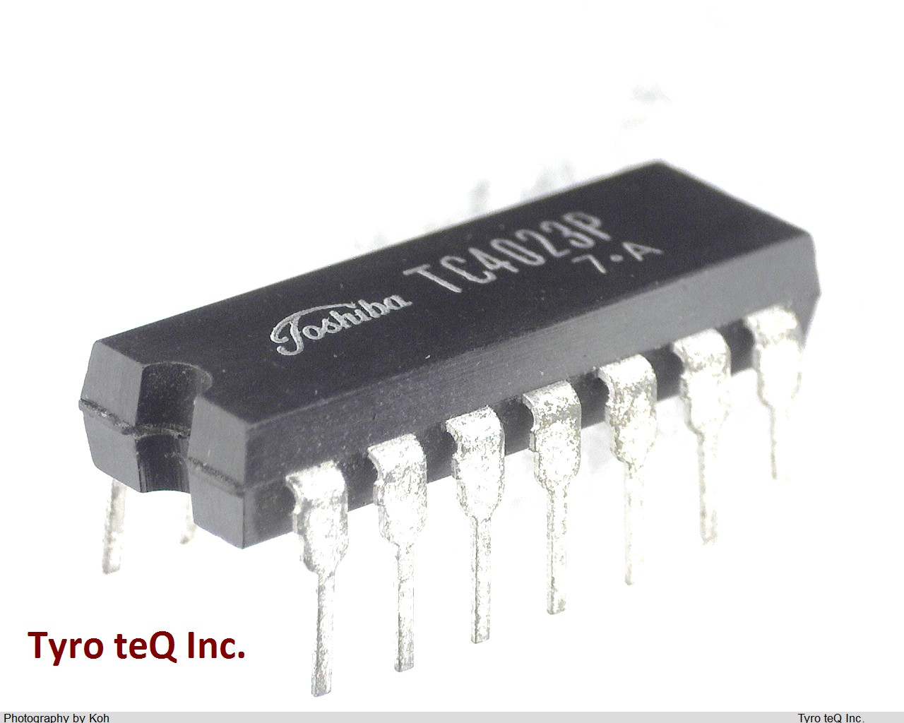 TC4023P
