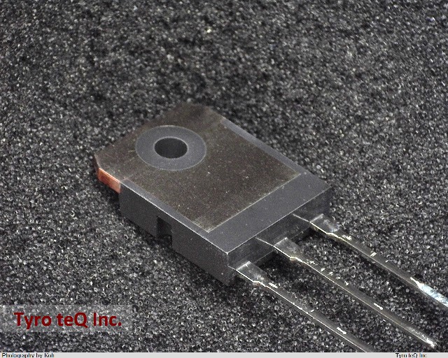 TK12J60W
