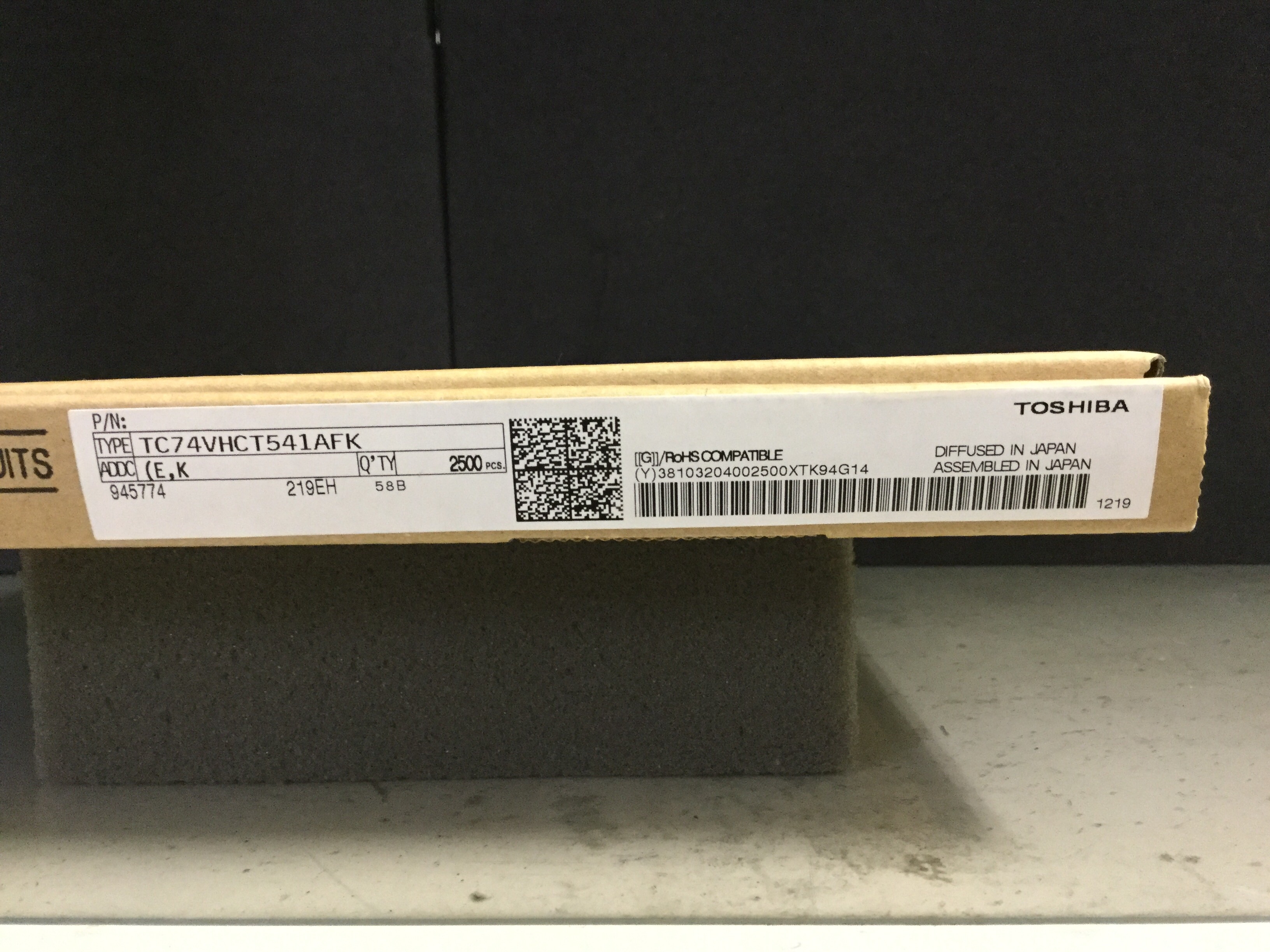 TC74VHCT541AFK(E,K