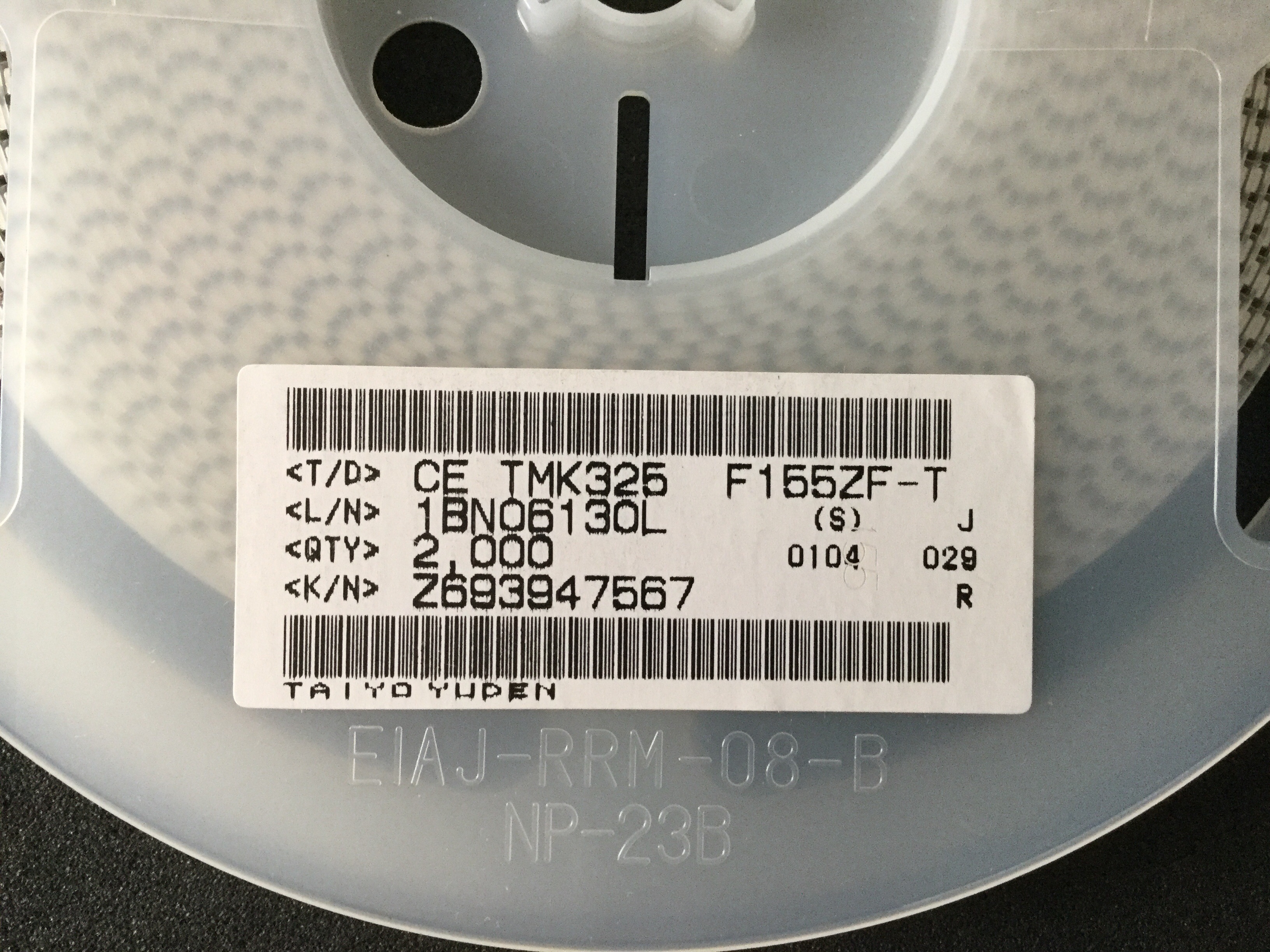 TMK325F155ZF-T