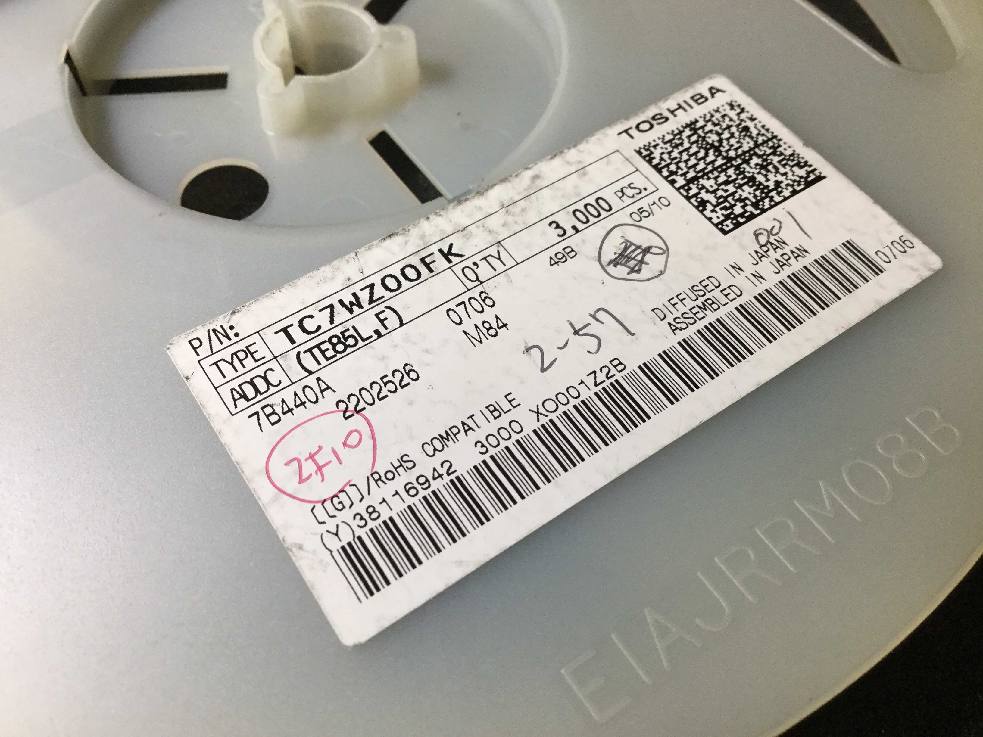 TC7WZ00FK(TE85L,F)