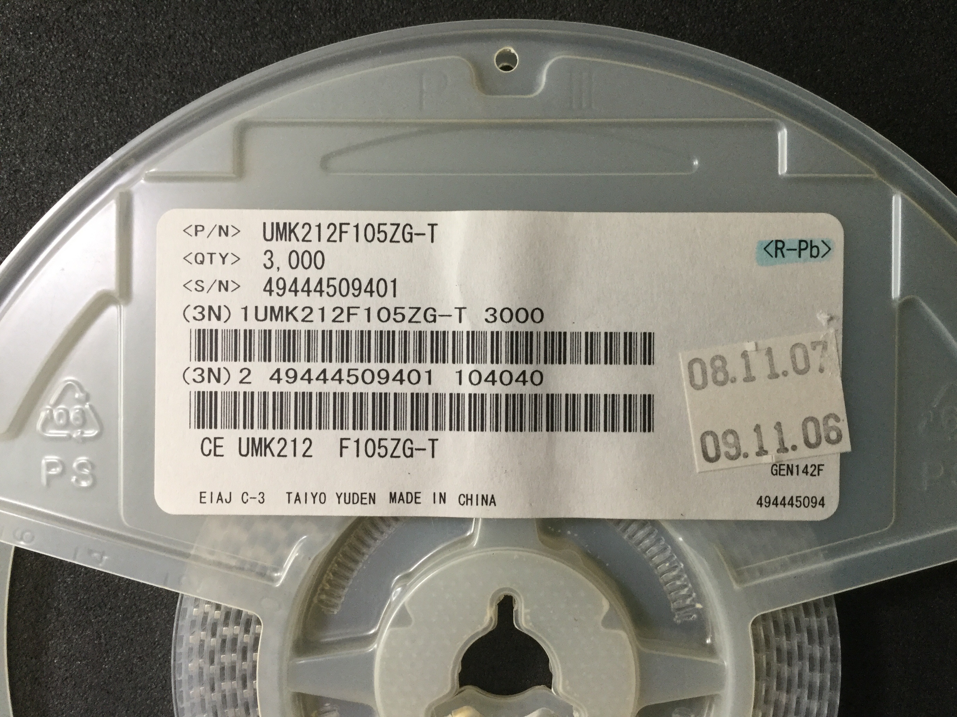 UMK212F105ZG-T