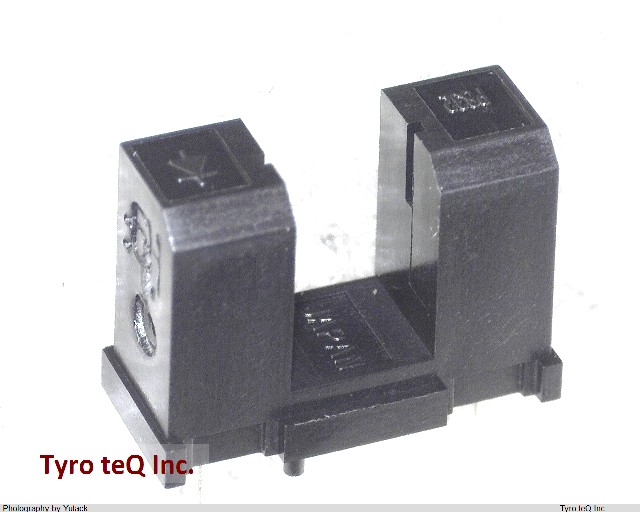 TLP832(F)