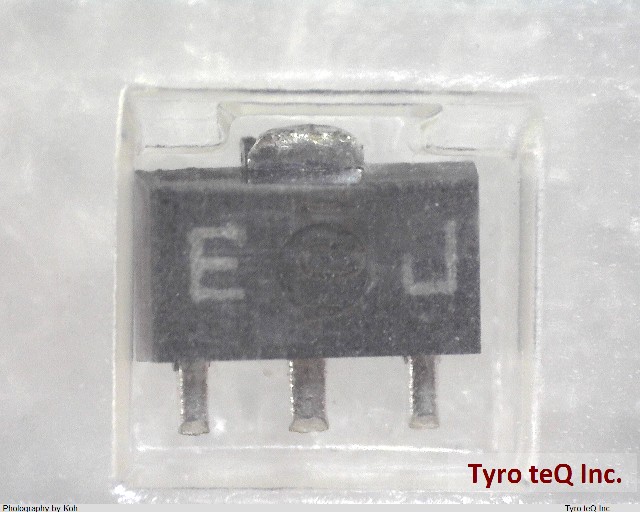 TA79L10F(TE12L)