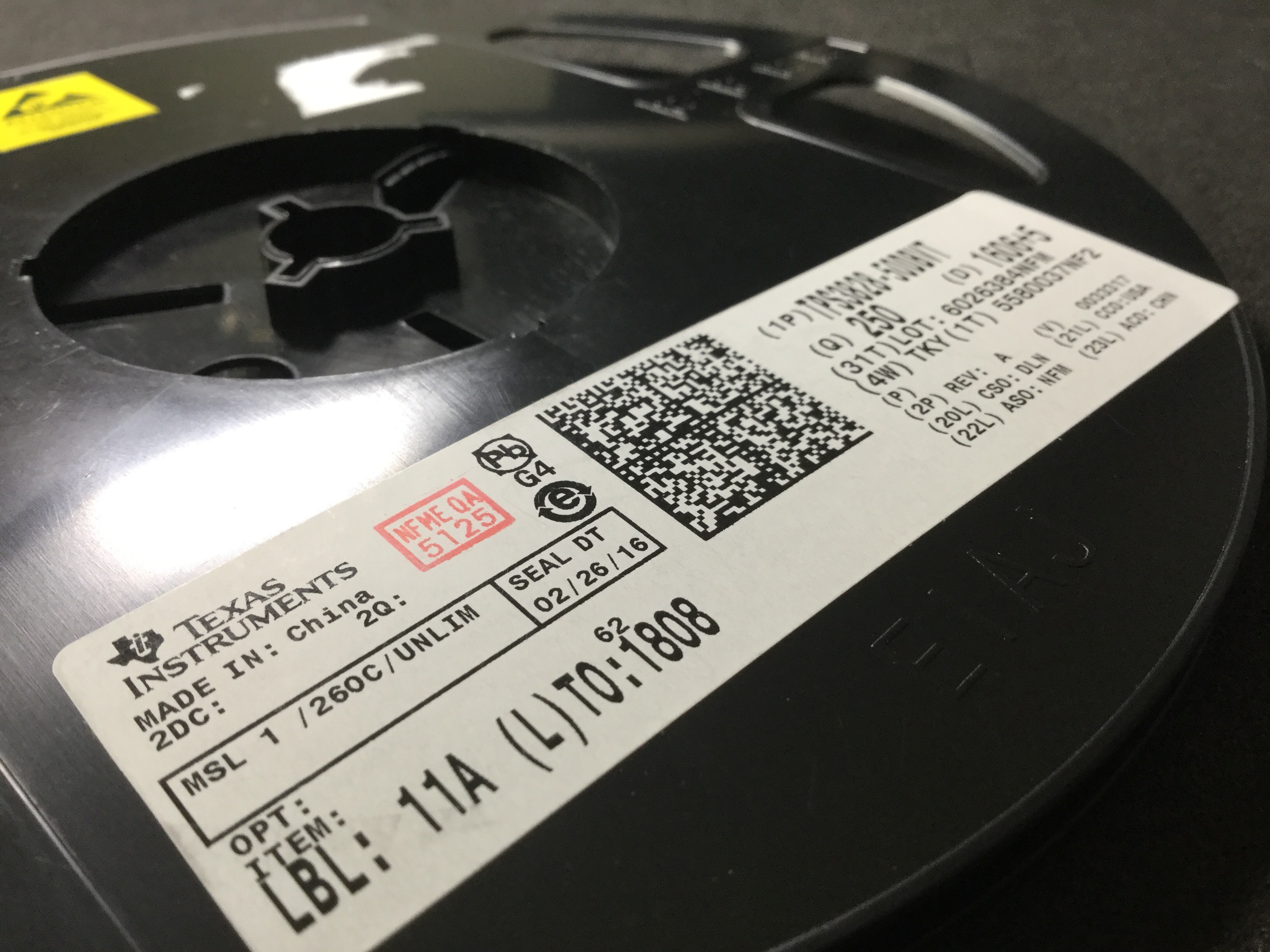 TPS3828-50DBVT