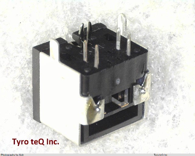 TCS7547-0121077