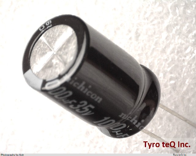 UHV1V102MHD