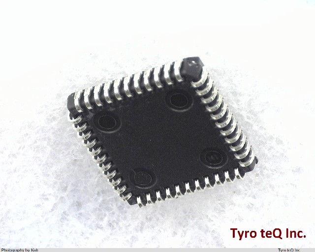 XC9572-15PCG44C