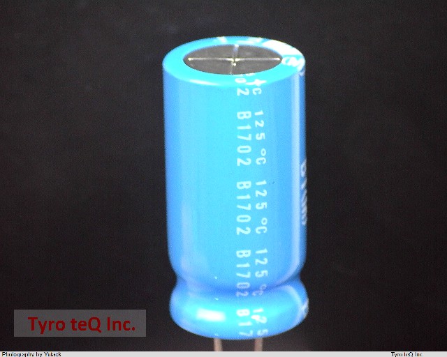 UBT1A222MHD8
